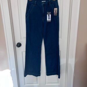 Sofia Vergara Sz 10 NWT Women's High Rise Trouser Flare jeans